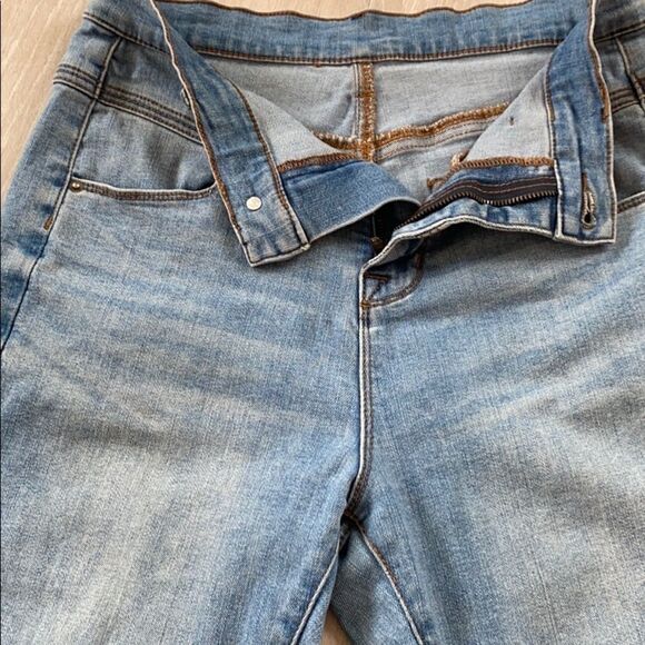 BDG Super High -Rise Faded Stretch 90s Style Skinny Jeans 28 - Picture 8 of 14